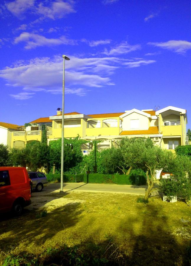 Apartments Dubravka Pirovac Exteriér fotografie